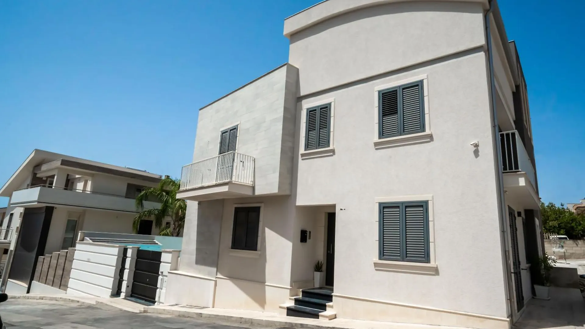 Scirocco Holiday House Limone Rosolini Italy